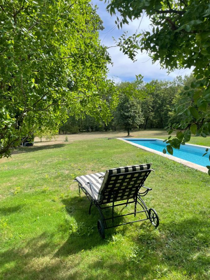 La Croix Des Granges Bed & Breakfast Chapdeuil Bagian luar foto